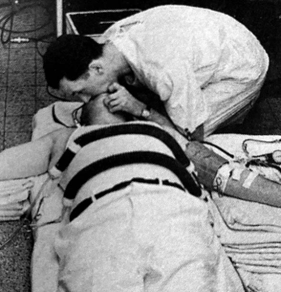 Mouth-to-mouth ventilation on Felix Steichen, one of Safar’s first volunteers for resuscitation research, 1957. (Photo courtesy Safar).