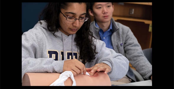 Med students participate in a Stop the Bleed training. (Photo: Tom Altany/University of Pittsburgh)